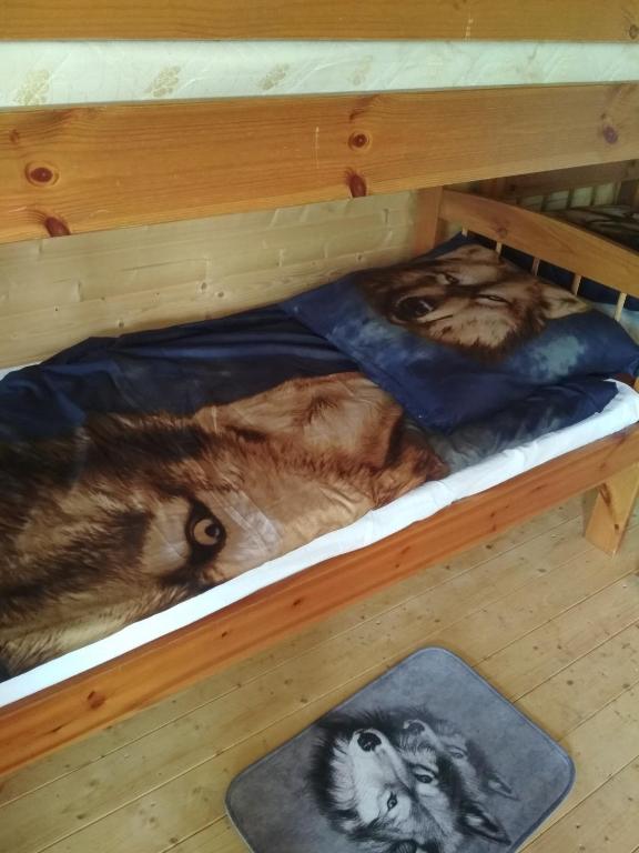 Postel nebo postele na pokoji v ubytování Kilplaste küla kämpingud
