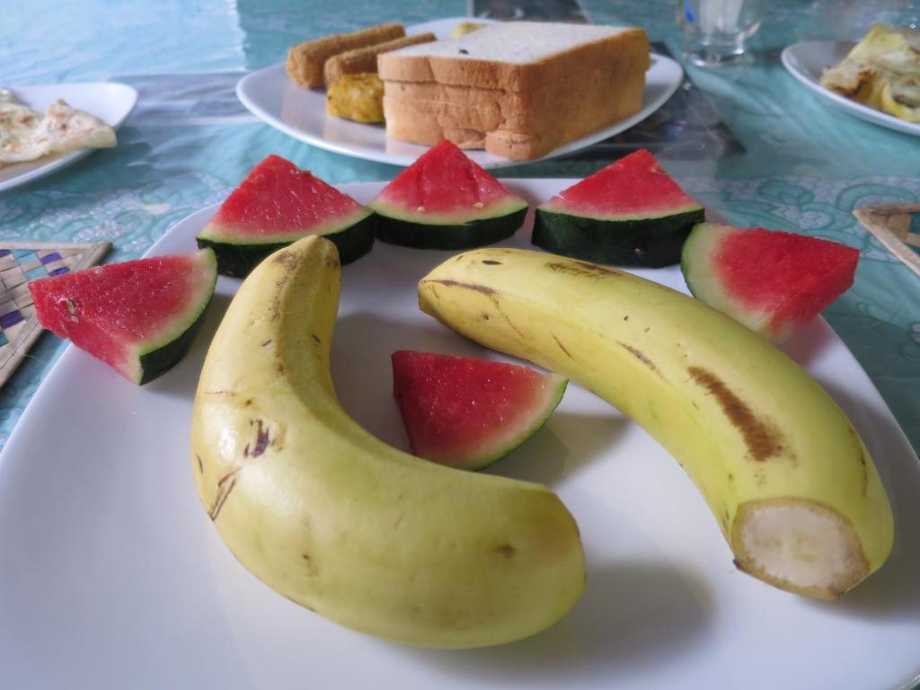 Jídlo v hostelu nebo okolí