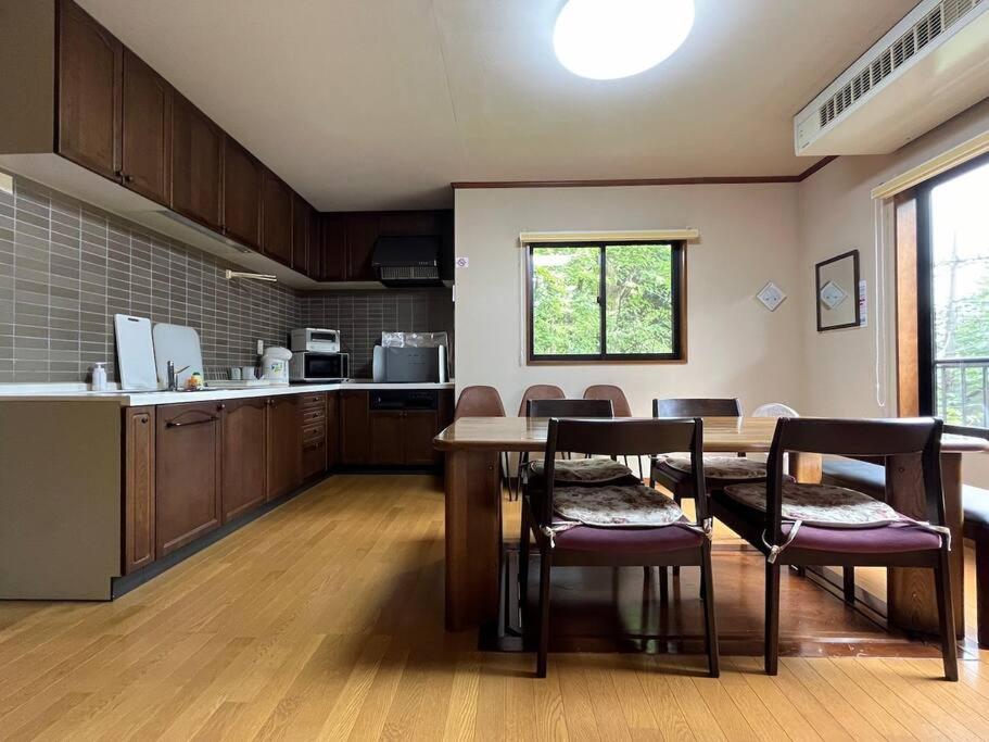 Kuchyň nebo kuchyňský kout v ubytování FOREST HOUSE