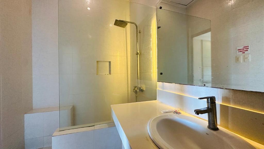 Tugsaw Resort - Standard Twin Room