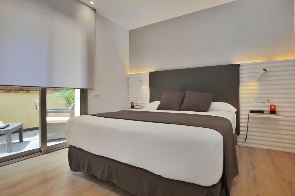 Hotel Sitges - Standard Double Or Twin Room With Garden