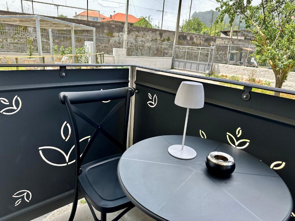 Balkón nebo terasa v ubytování Good Vibes Luxury Rooms