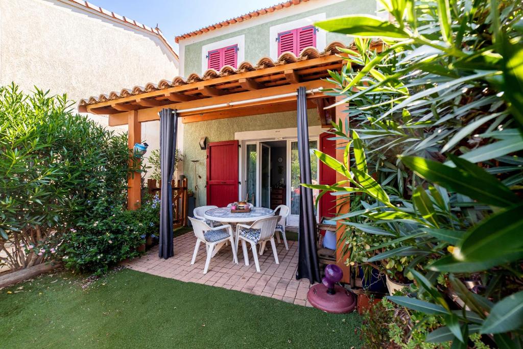 Κήπος έξω από το Maison Marina au Bacarès