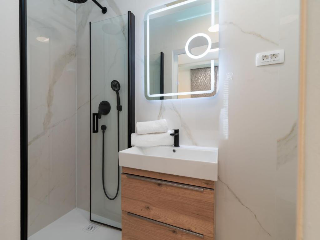 Koupelna v ubytování Apartment Mornar-3 by Interhome