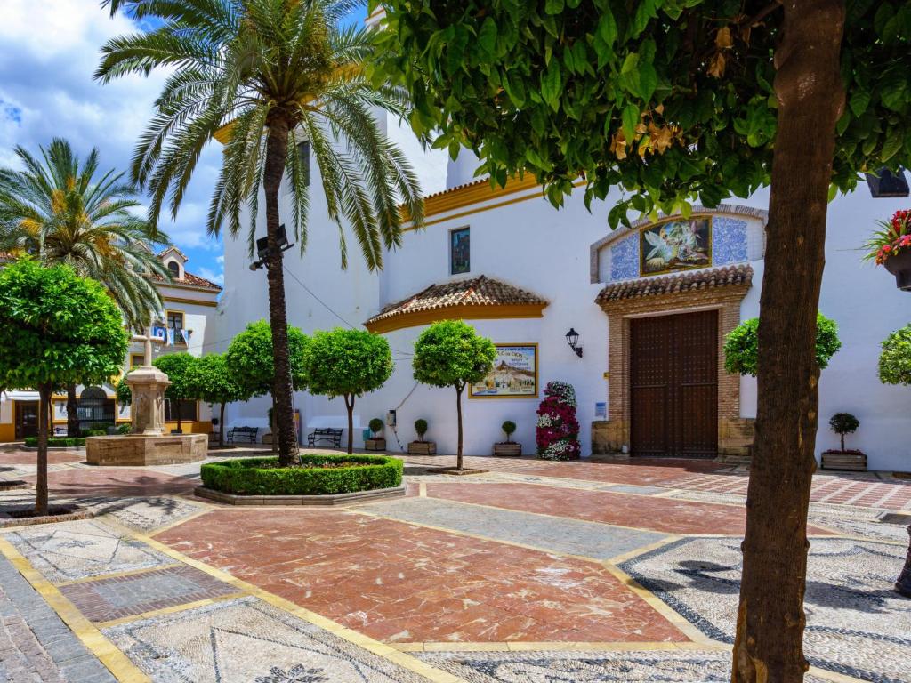 Apartment Fontanilla by Interhome, Marbella – Updated 2023 Prices