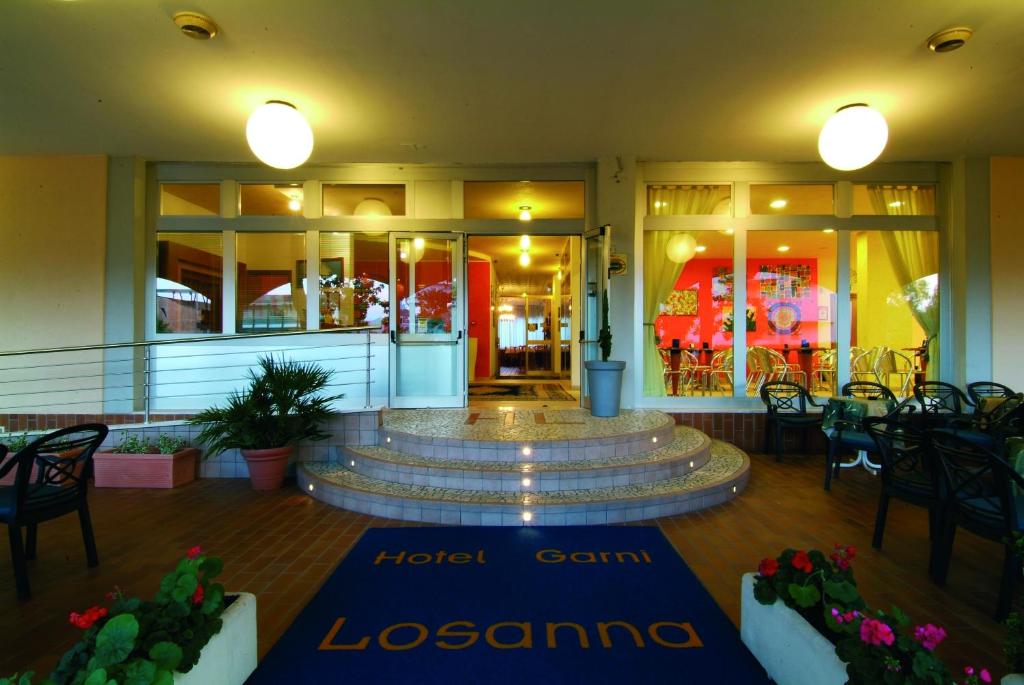 Restaurace v ubytování Hotel Garni Losanna