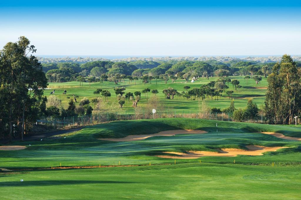 Golf pri hoteli alebo okolí
