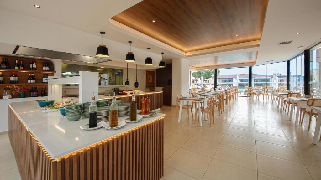 Reštaurácia alebo iné gastronomické zariadenie v ubytovaní Aelius Hotel and Spa