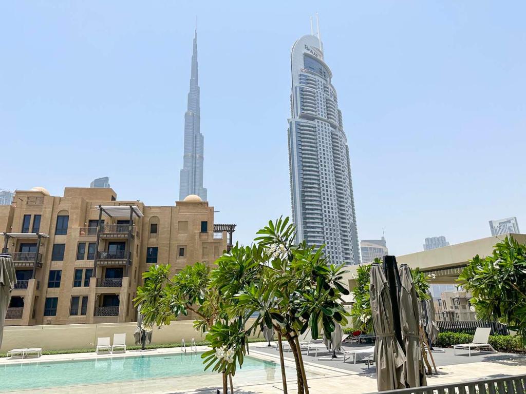 Luxury 2BR in Downtown with Full Burj Khalifa View