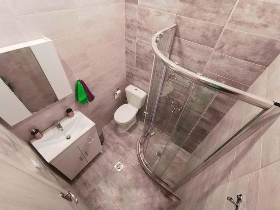 Koupelna v ubytování Perseas House