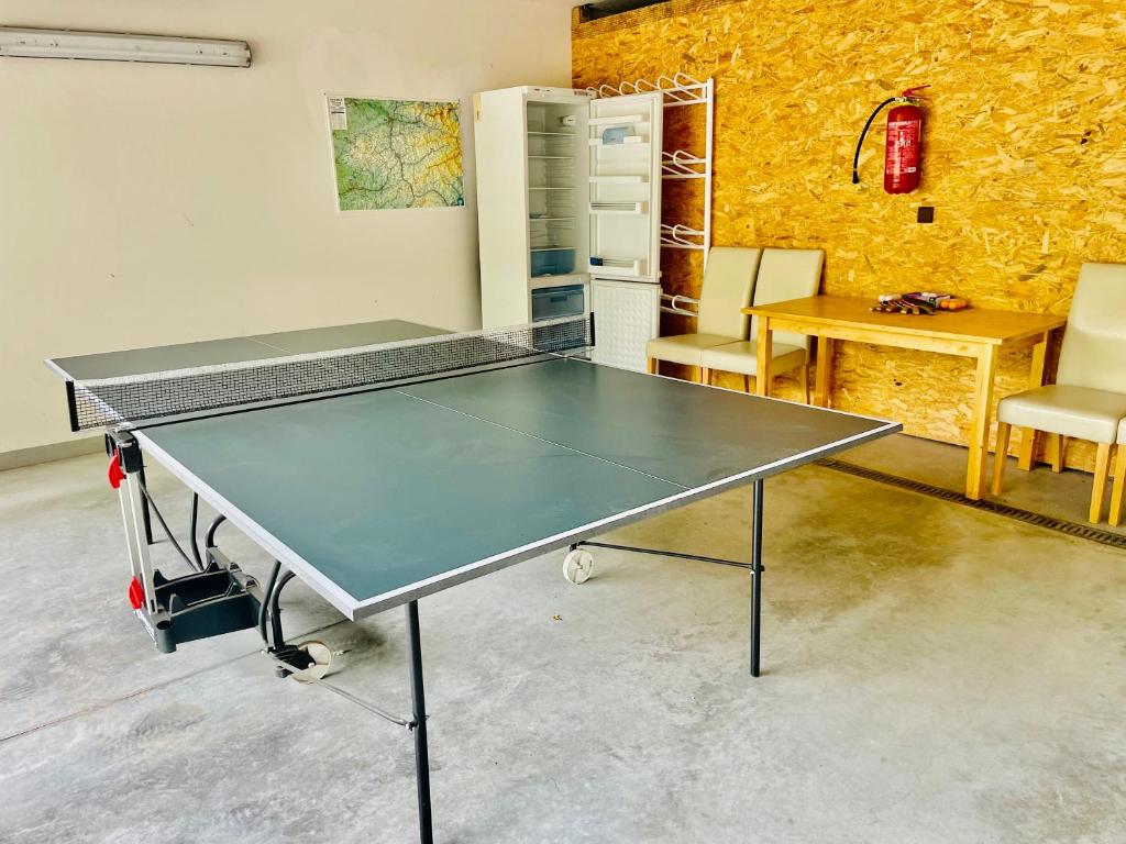 Tenis stołowy w obiekcie Dům nad Pržnem lub pobliżu
