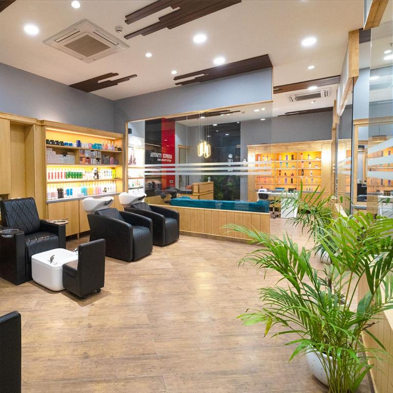 Posezení v ubytování Clarion Hotel Dehradun