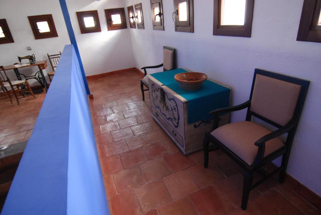 A seating area at Casa Rural Santa Ana