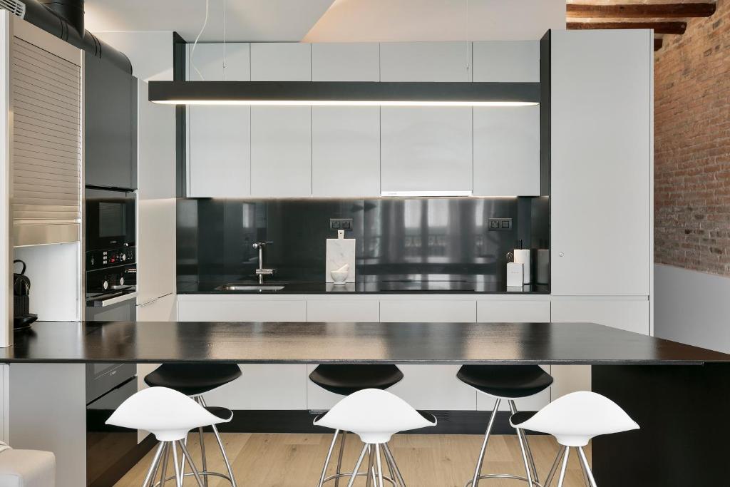 BCN Town Apartments Portaferrissa - 3