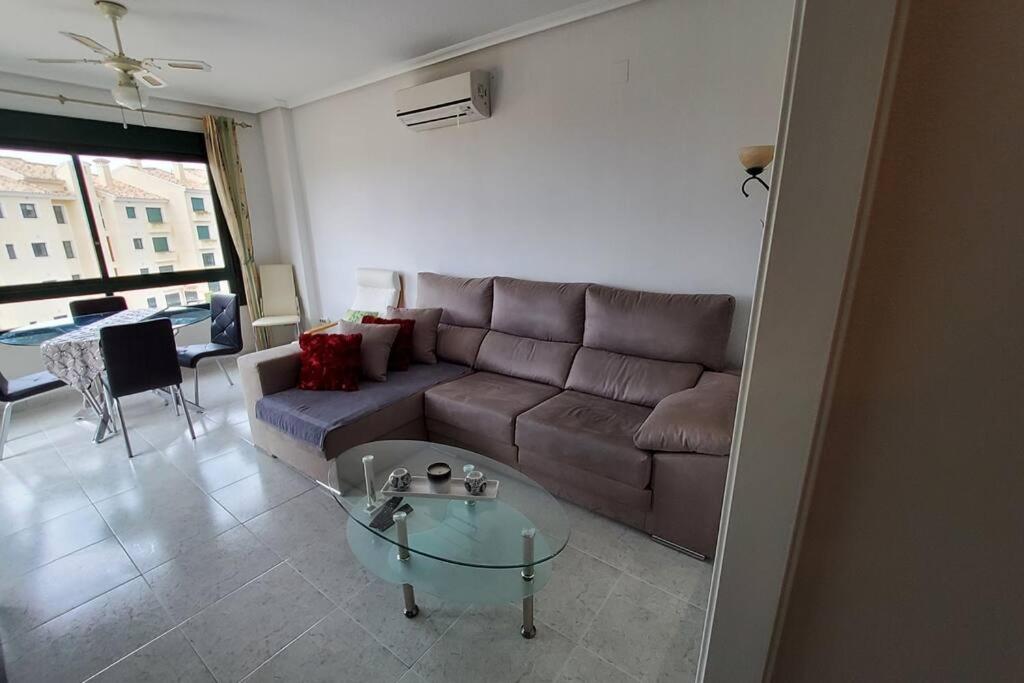 Posezení v ubytování Superbe appartement calme vue mer