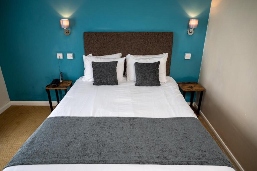 Rising Sun Hotel by Greene King Inns - 
