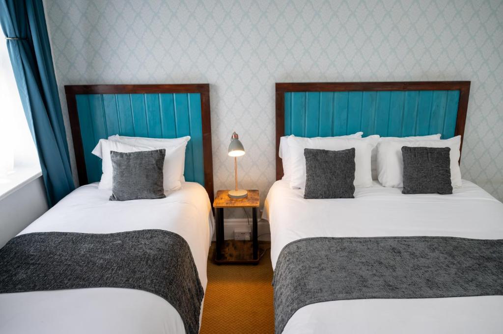 Rising Sun Hotel by Greene King Inns - Family Room