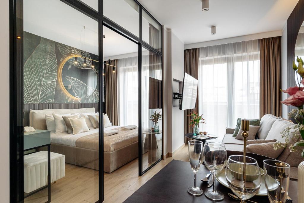 Muse by StayLab - Deluxe One-Bedroom Apartment With Balcony