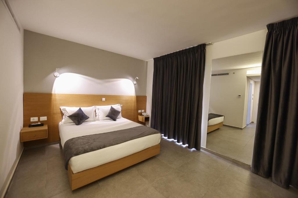Majestic Byblos Grand Hotel - 