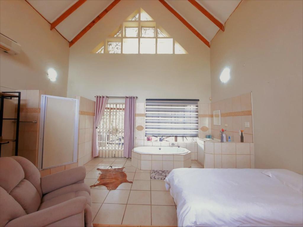 Highlands Creek Self Catering Accommodation - Sala De Reina Clásica