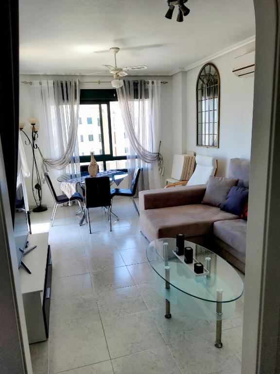 Posezení v ubytování Superbe appartement calme vue mer