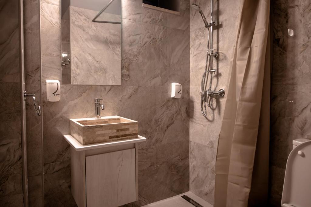 Koupelna v ubytování Pine View Boutique Hotel Adults Only