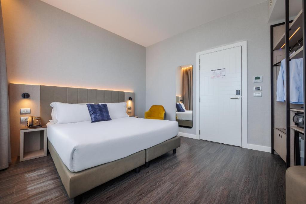 IH Hotels Milano Centrale - Resim 12