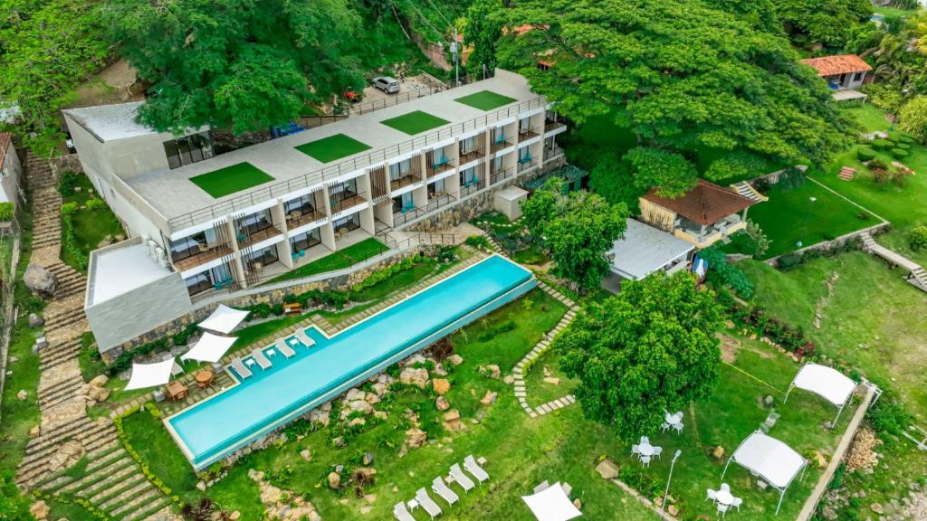 Kolam renang di atau dekat dengan Cardedeu Hotel Lago de Coatepeque