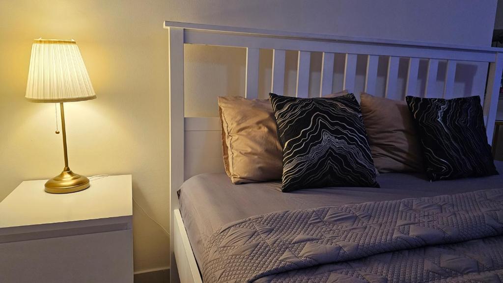 Uma cama ou camas num quarto em Full Sea view studio