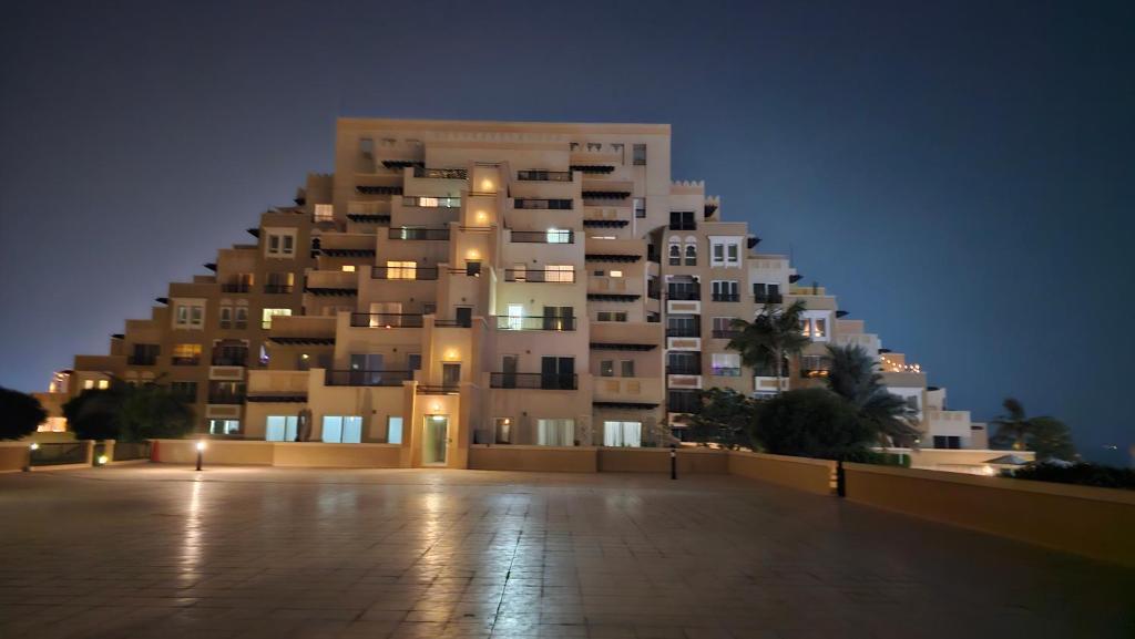 O edifício onde o apartamento está situado