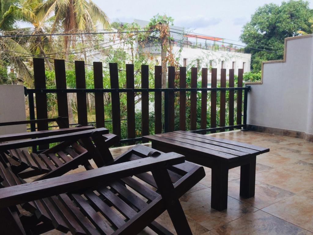 Ambel Homestay - Triple Room With Balcony