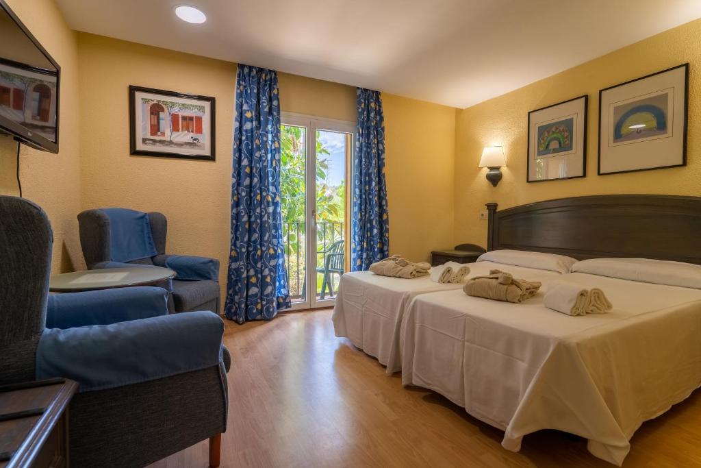 Hotel Balneario de Chiclana - Habitación Superior (3 Adultos)