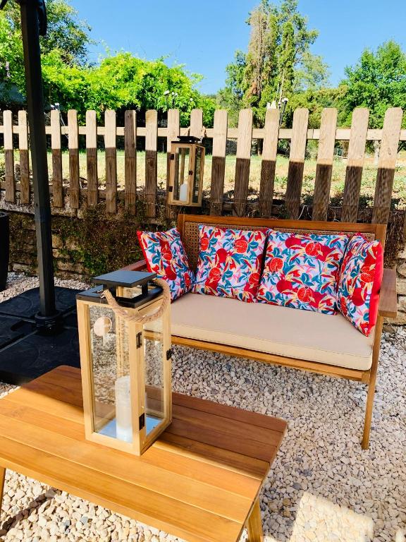 Fotografie z fotogalerie ubytování Hôtel du Roy v destinaci Aisey-sur-Seine
