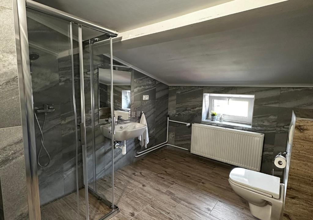 Penzión Oázis - Double Room With Shared Bathroom