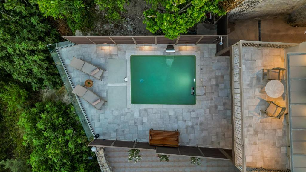 Bazén v ubytování Myrtillo II Sea View Villa nebo v jeho okolí