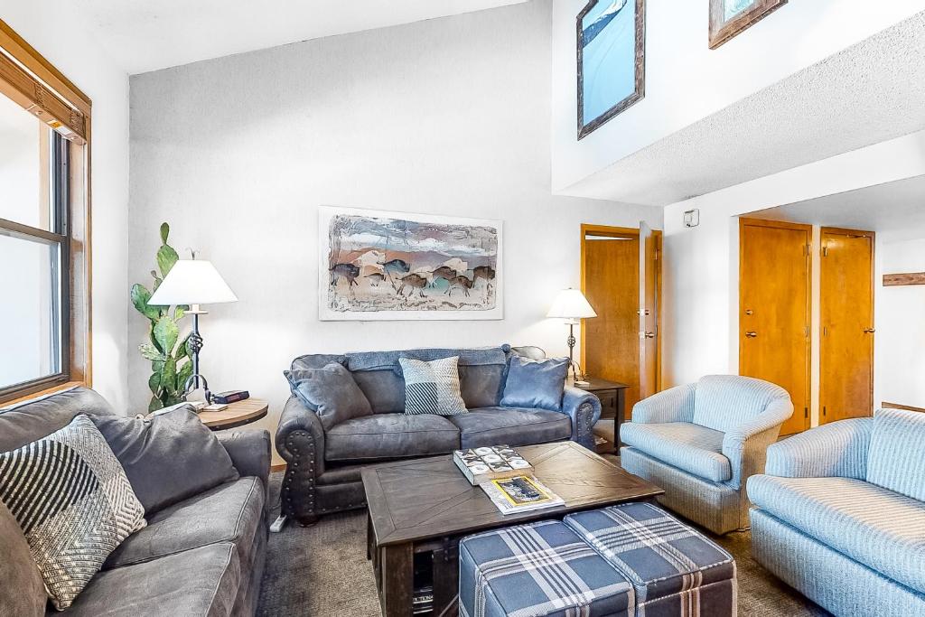 Village Square 636, 638, & 640, Copper Mountain (updated prices 2024)