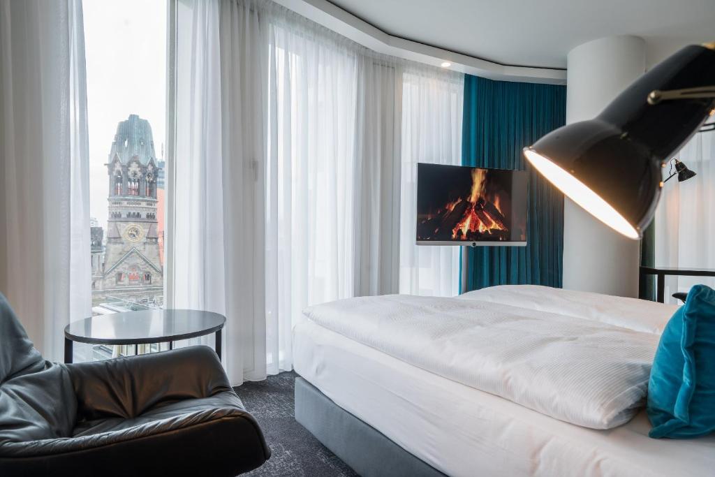 Motel One Berlin-Upper West - Resim 29