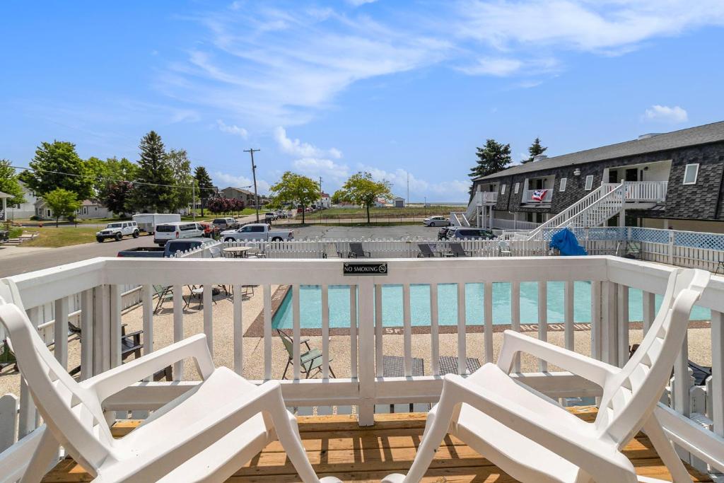 Balkón nebo terasa v ubytování Snyders Shoreline Inn