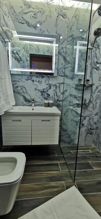Koupelna v ubytování Hazmurat Hotel
