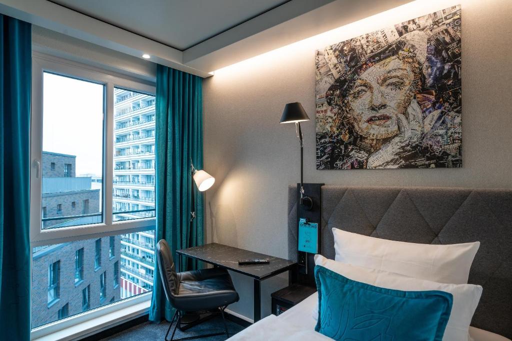 Motel One Berlin-Spittelmarkt - Resim 2