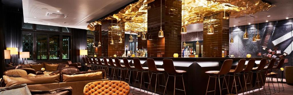 Motel One Zürich - Resim 13