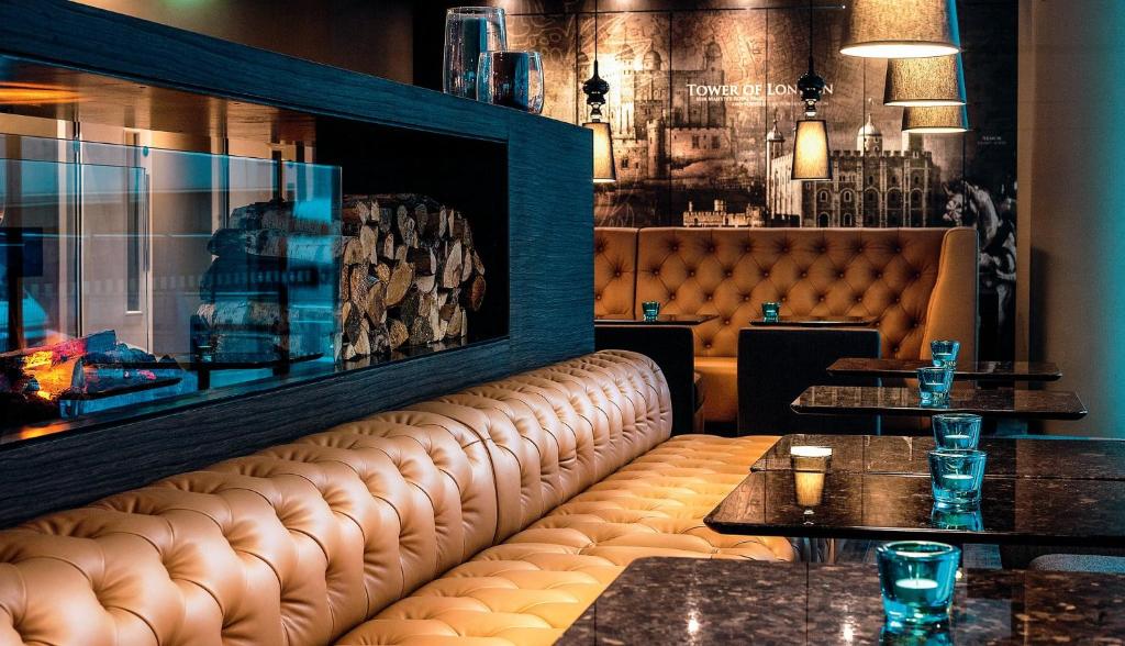Posezení v ubytování Motel One London-Tower Hill