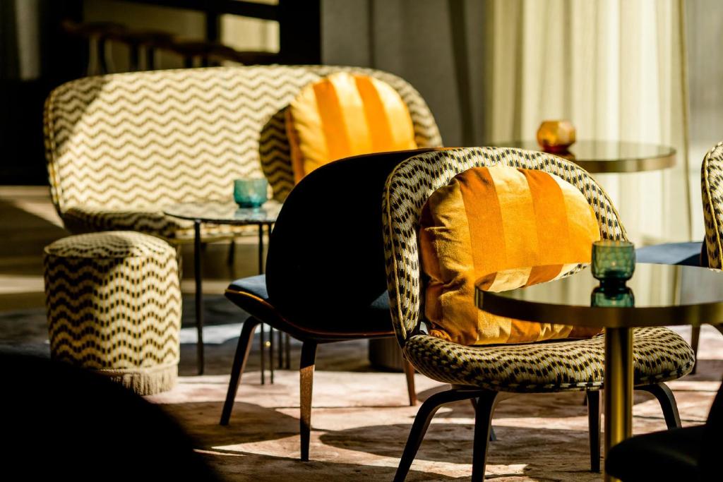 Posezení v ubytování Motel One Aachen