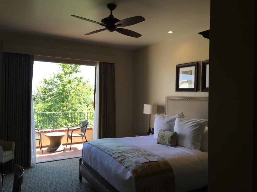 Ponte Vineyard Inn - 