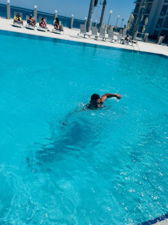 Bazén v ubytování Alessio Hotel Residence nebo v jeho okolí