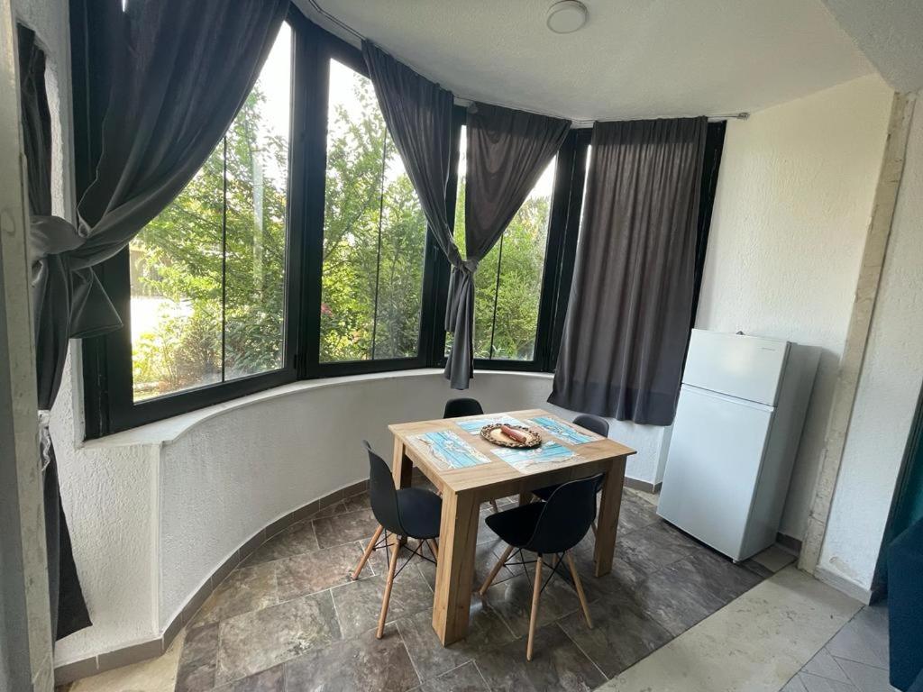 Like Home Apartment - Image 8