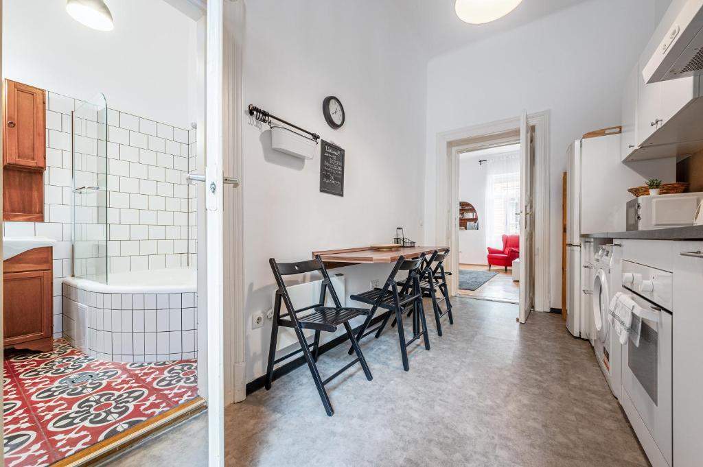 Kuchyň nebo kuchyňský kout v ubytování Eotvos 25 Apartment