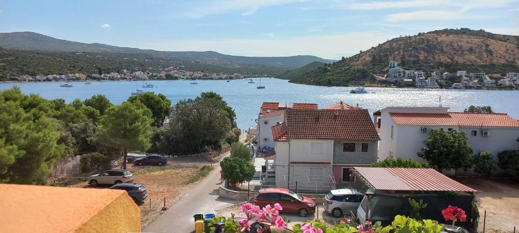 Crystal Bay Apartments Toni 70m to Beach