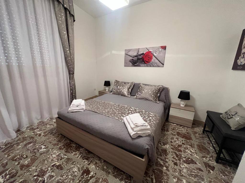 Postel nebo postele na pokoji v ubytování Albemarooms