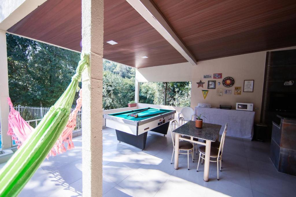 Patio nebo venkovní prostory v ubytování Cachoeira dos pássaros